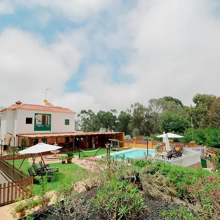 Majestic Mountain With Heated Pool Apartment